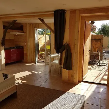 Feriehus Les Oliviers Cornillon